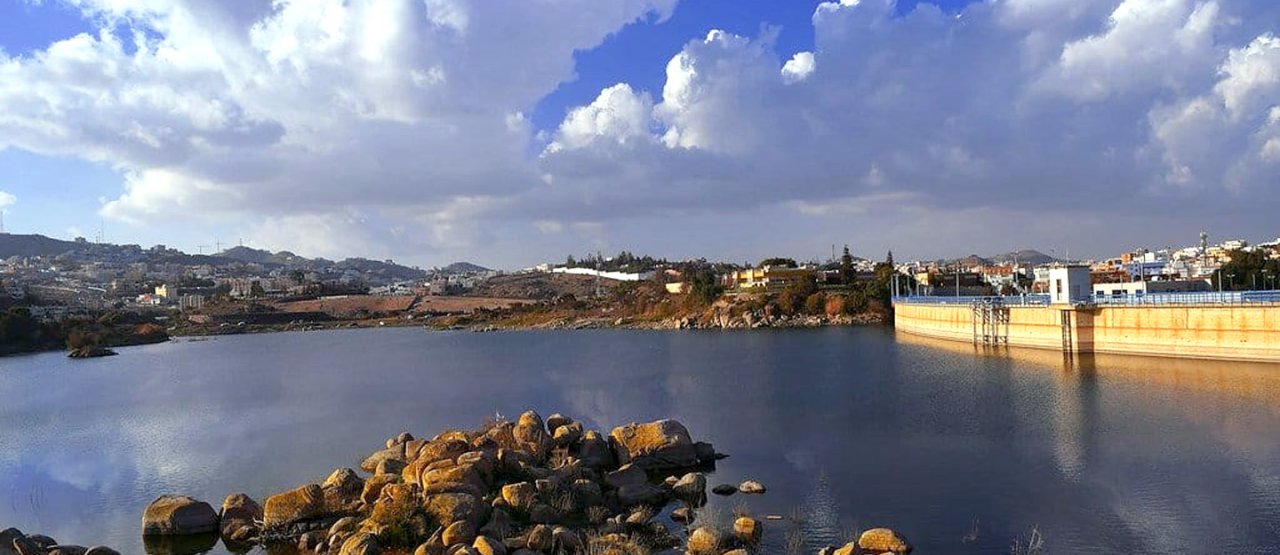 Abha Dam & Lake
